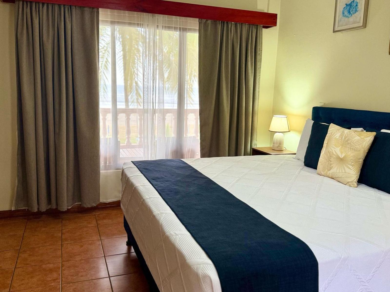 Hotel Delfin Playa Bejuco Esterillos Este Exteriör bild